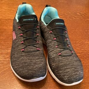 ladies skechers size 2
